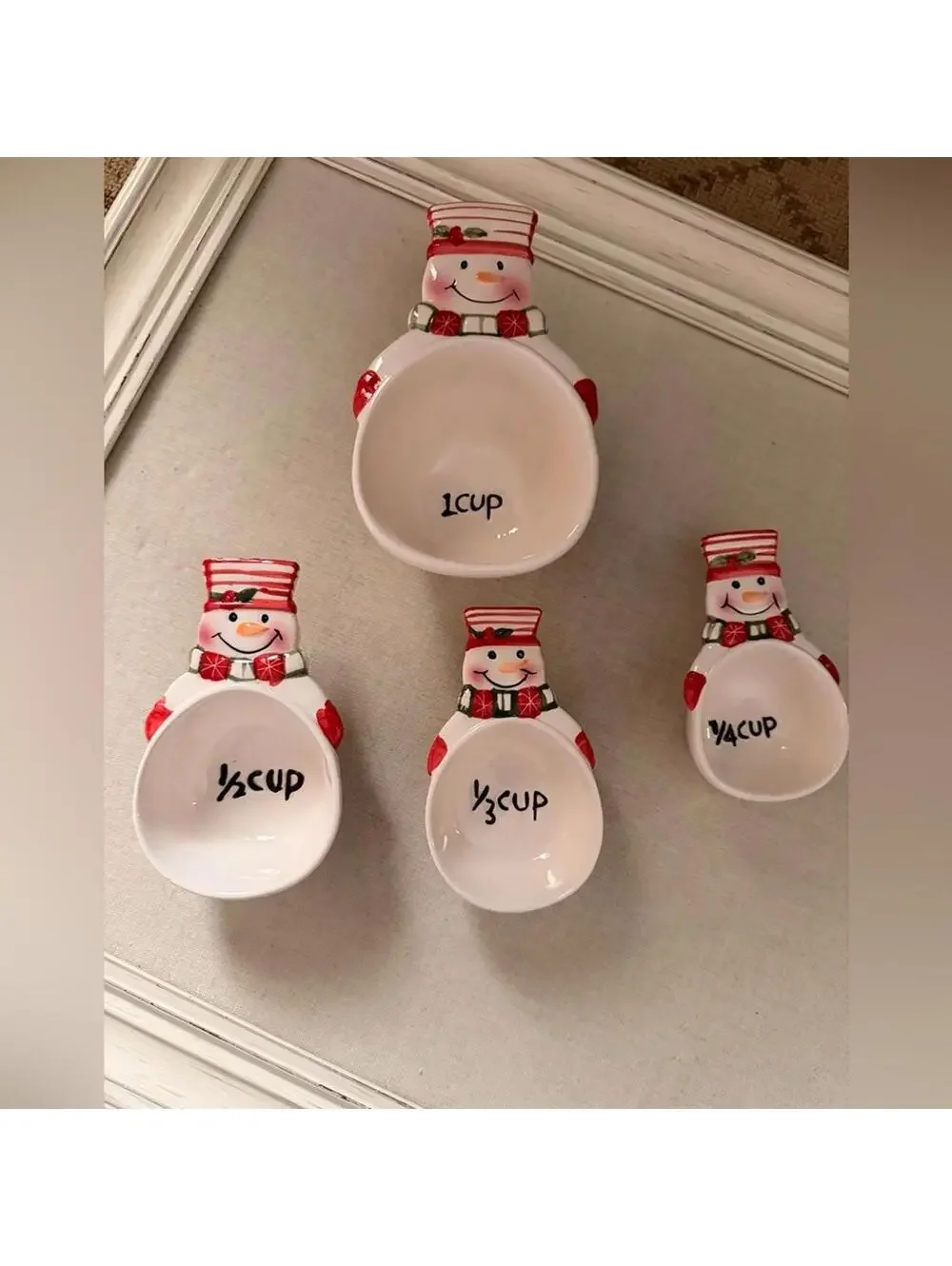 Vintage Christmas Snowman Ceramic painted measuring cups - Set of 4